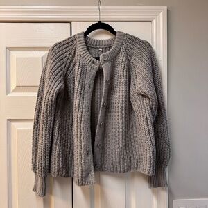 Thick cardigan